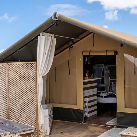Camping Luxury Tent - Romantic Getaway